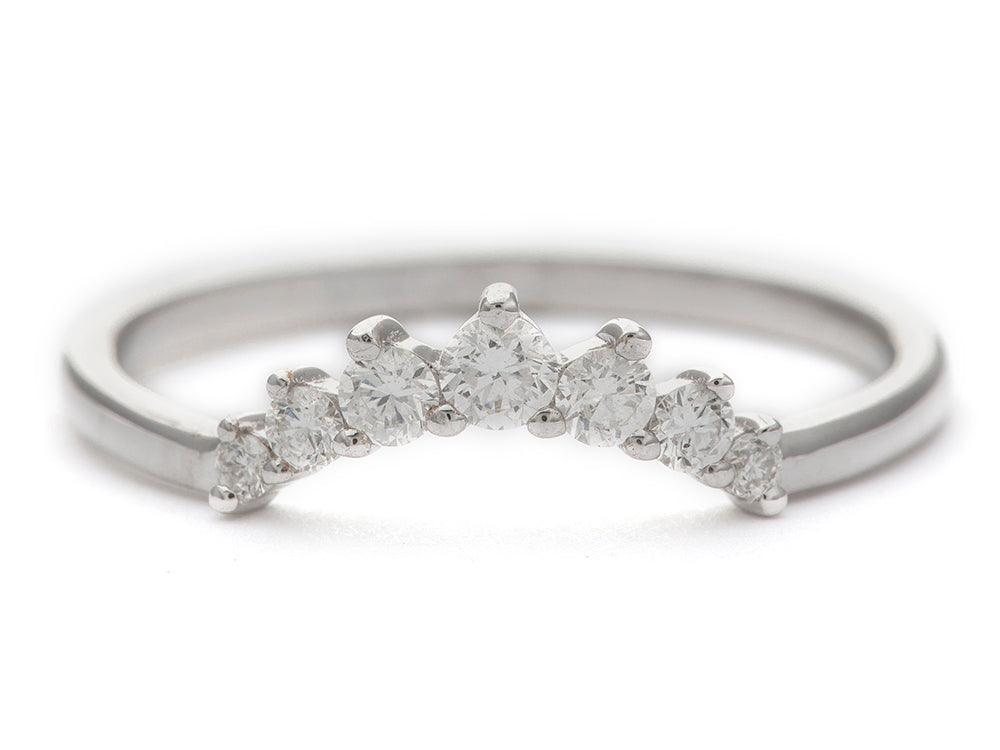 14 KARAT GOLD DIAMOND RING