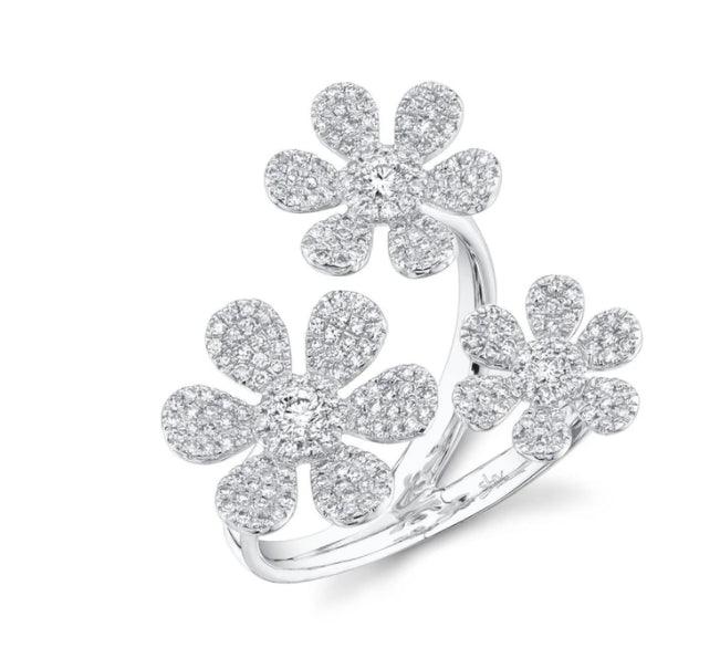14 KARAT GOLD DIAMOND RING