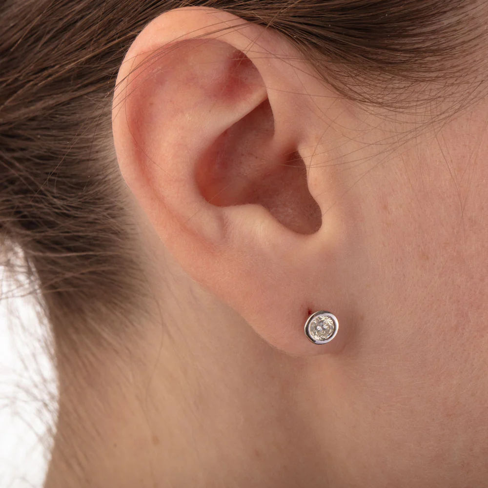 14K Gold White Gold 0.59CTTW Diamond Stud EARRINGS - Image 2