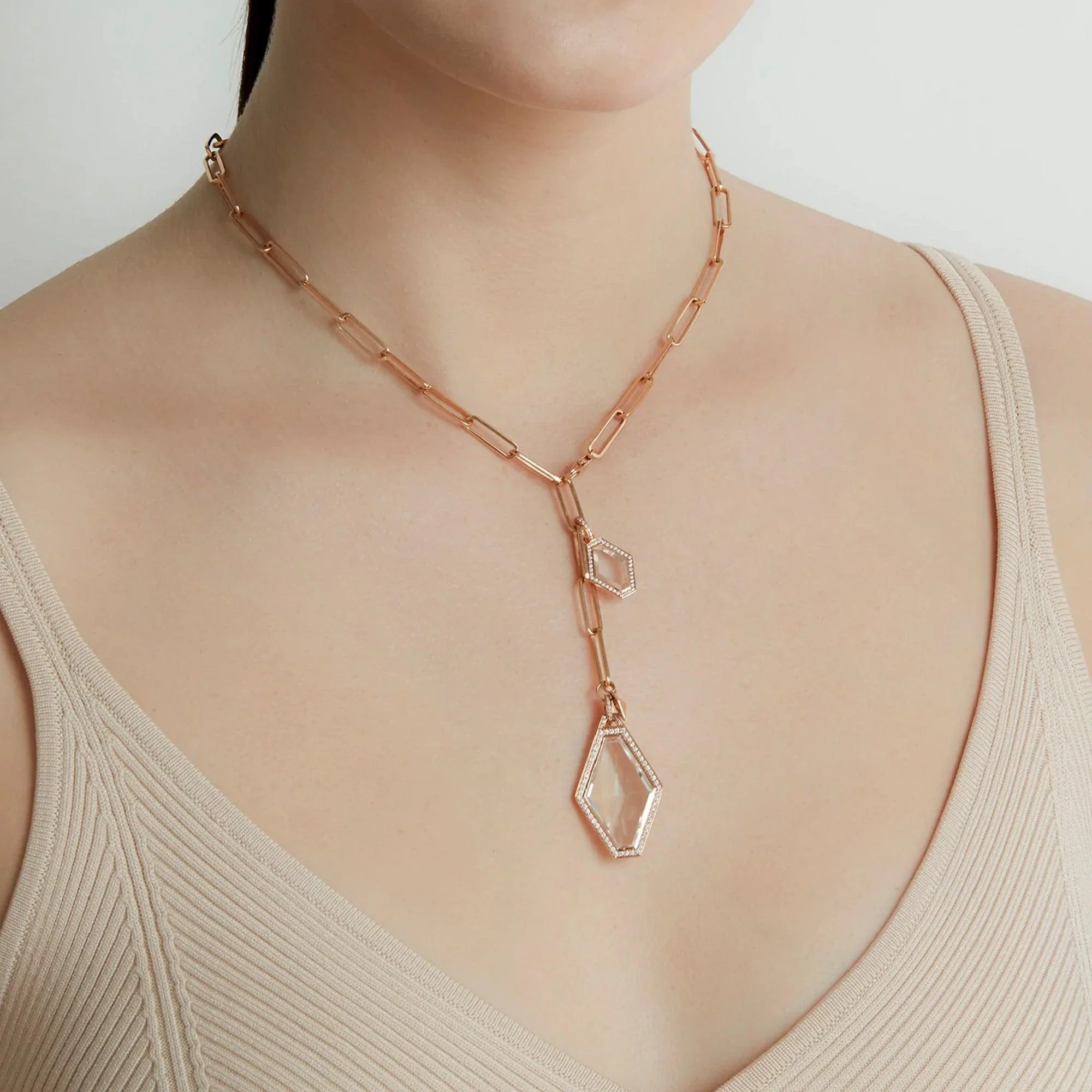 18K HEXAGON AND DIAMOND CHARM - Image 2