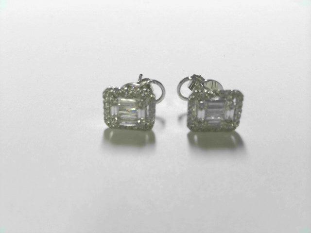 18K White Gold Diamond Earrings - Image 2