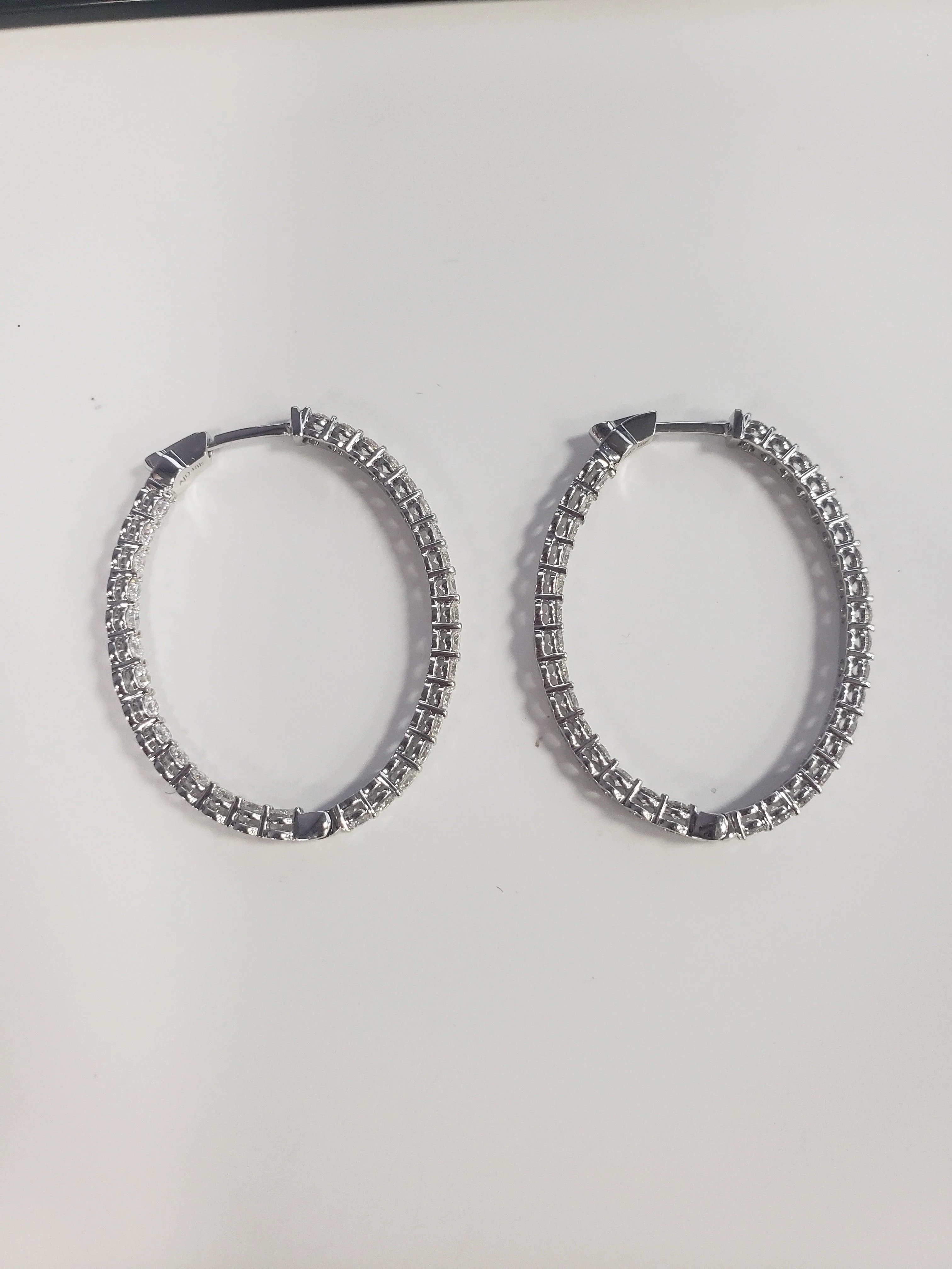 18K White Gold Diamond Earrings