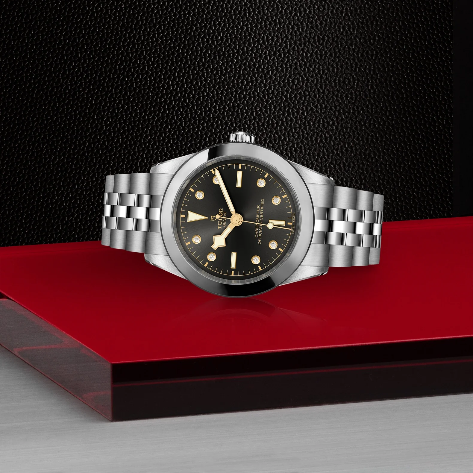 BLACK BAY ONE 39 | 39MM | M79660-0004 - Image 2