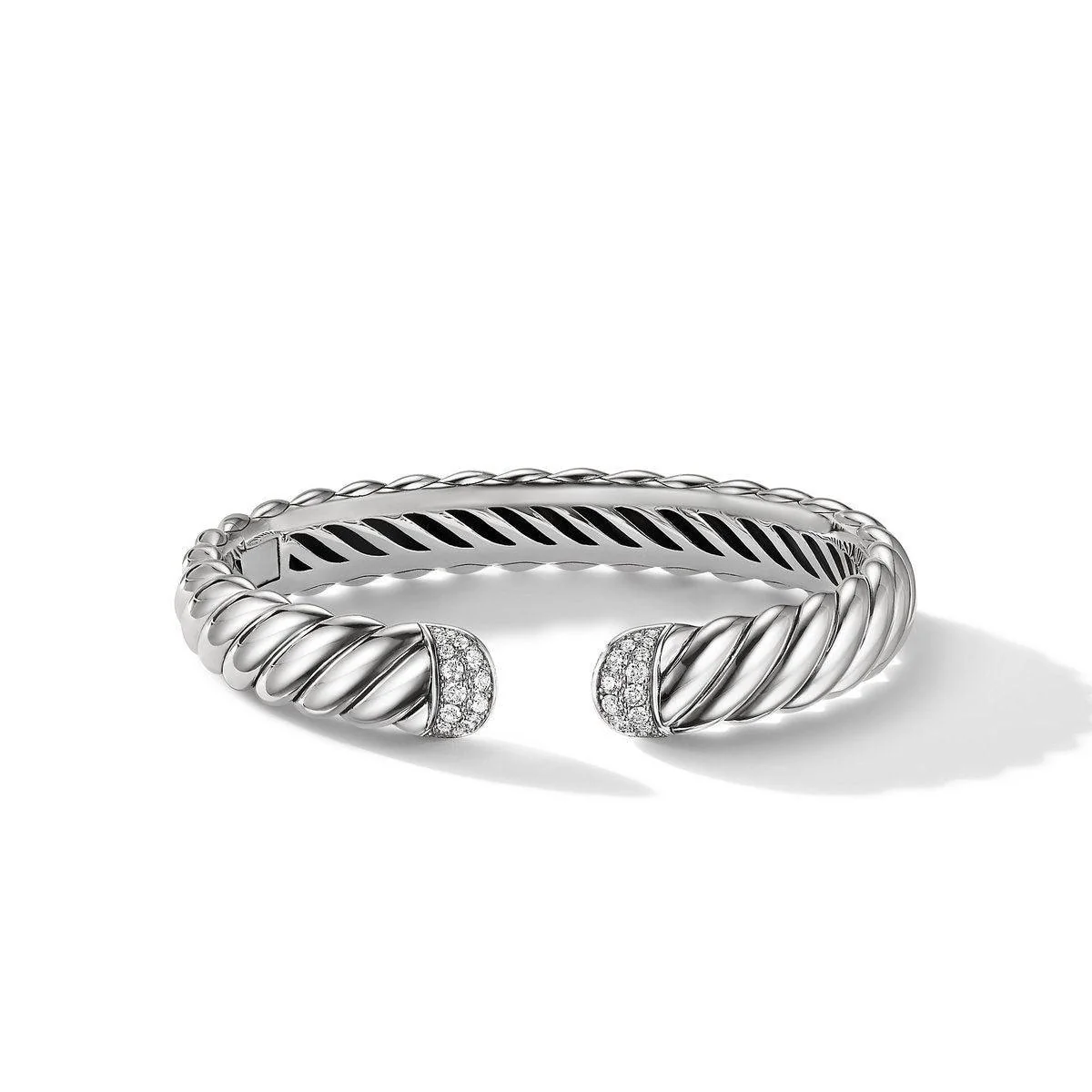 SCULPTED CABLE CUFF BRACELET WITH PAVE DIAMONDS - Image 2