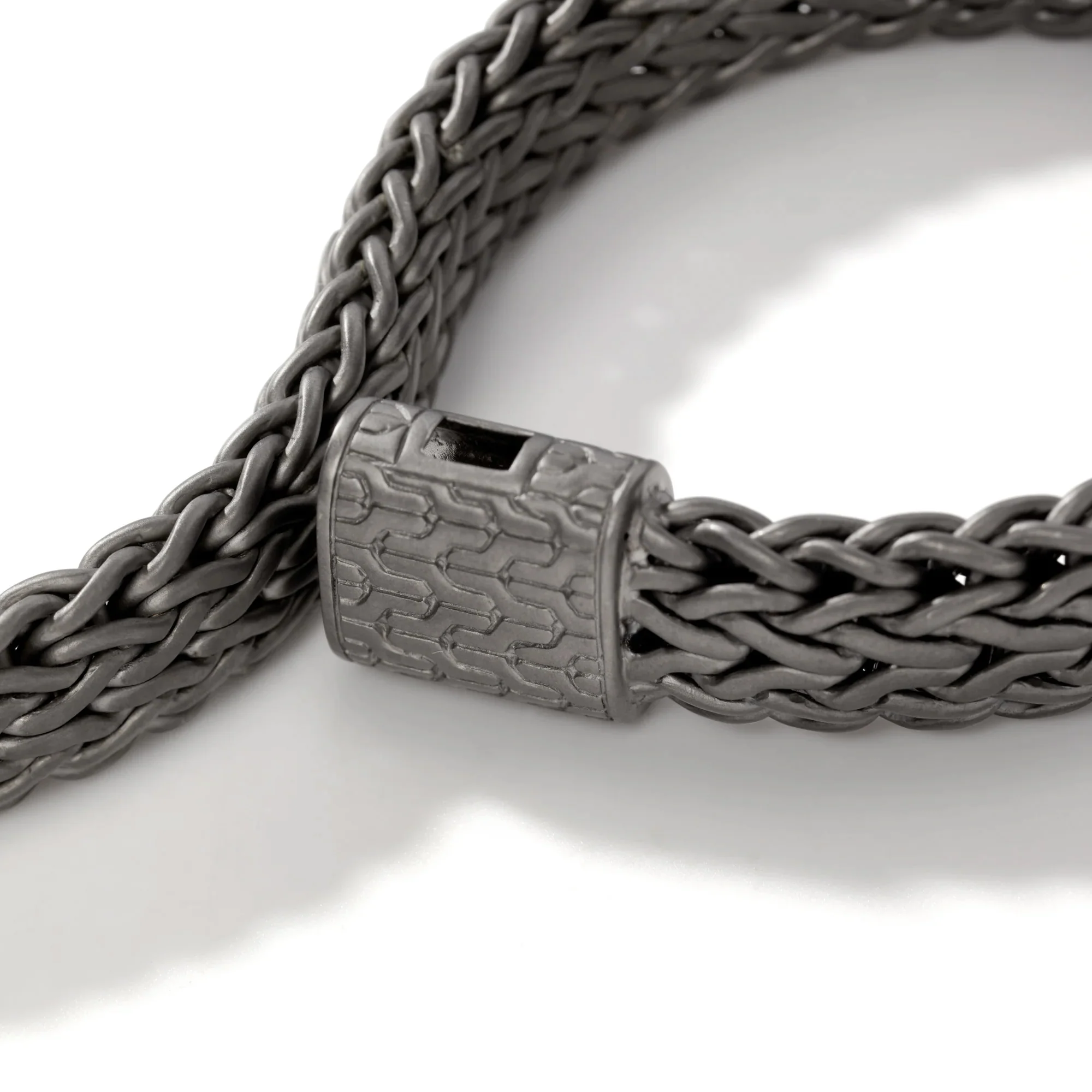 Classic Chain Bracelet in Sterling Silver and Black Rhodium, Extra-Large - Image 2